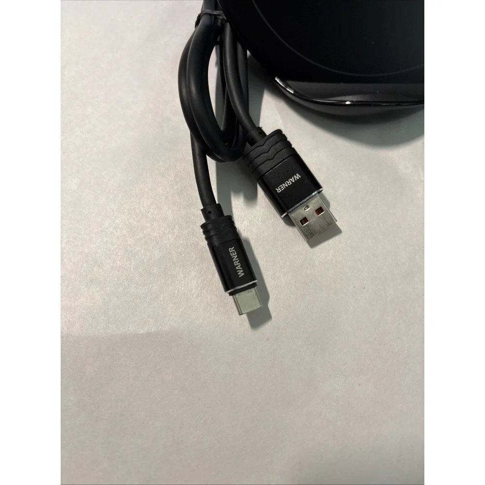 Samsung EP-N5105 Qi-Certified Fast Wireless Charging Stand + Warner USB Cable
